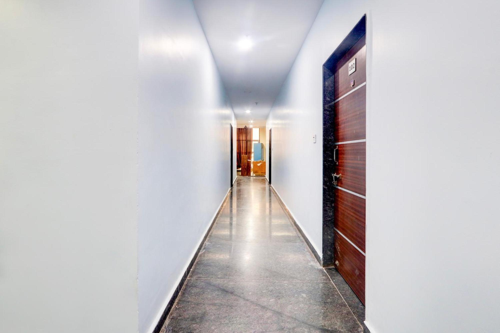 Hotel O Moon Light Nizamabad Экстерьер фото